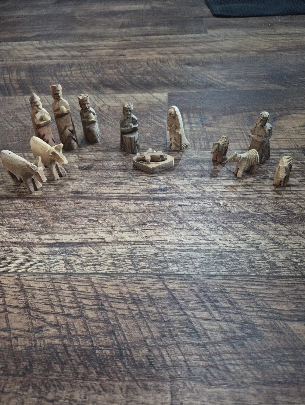 Vintage Hand Carved In Holy Land Olive Wood Nativity Set Birth Of Savior
